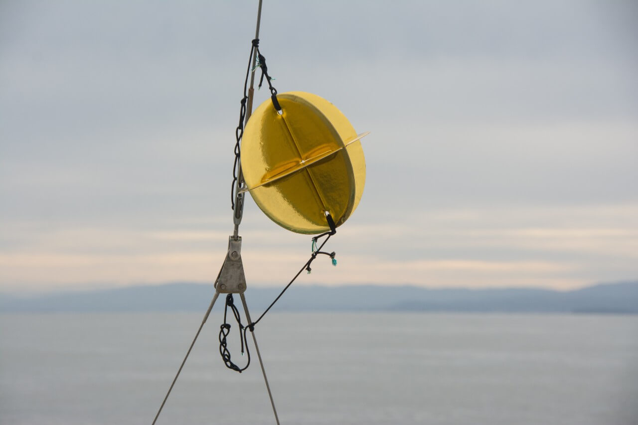 radar reflector on a yacht